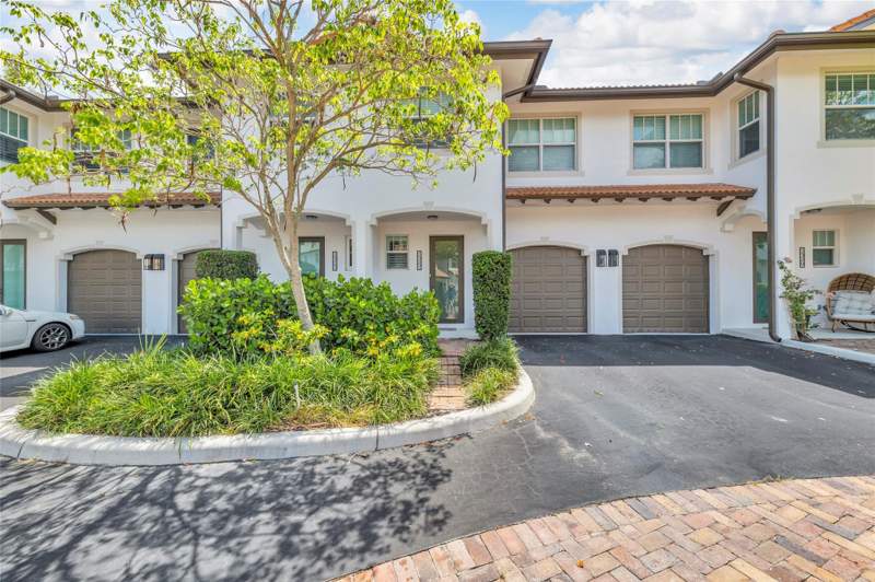 3 bedroom Townhouse at 1327 SE 3rd Avenue, Cypress Bay Estates, Pompano Beach — photo 3