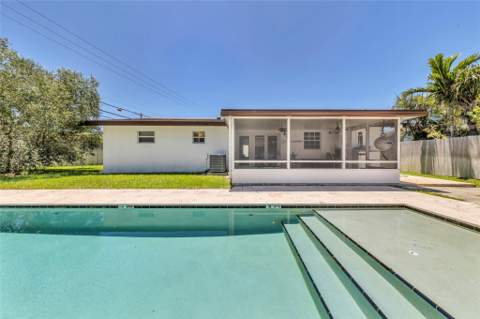 3213 Dover Road, Pompano Beach FL - photo 7 of 50