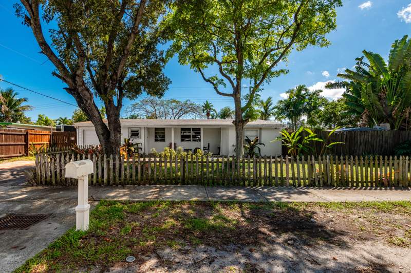 2 bedroom Single Family Residence at 710 NE 58th Court #0, Collier Estates 4th Add, Oakland Park — photo 2