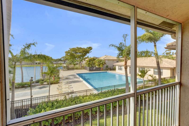 2 bedroom Condominium at 5531 Lakeside Drive #202, Viewpointe Condo, Margate — photo 4