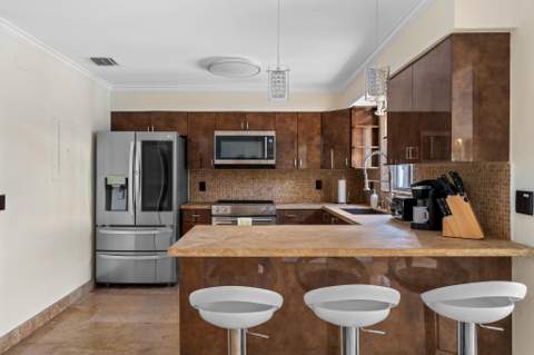 2757 NE 14th Avenue, Wilton Manors FL - photo 9 of 76