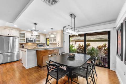7077 Rain Forest Drive, Boca Raton FL - photo 10 of 59
