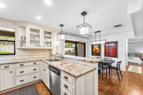 7077 Rain Forest Drive, Boca Raton FL - photo 13 of 59