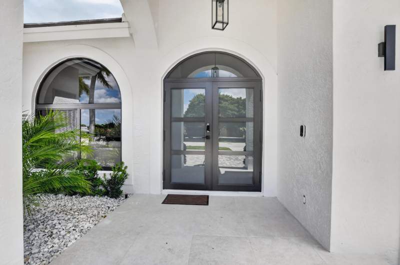 5 bedroom Single Family Residence at 7548 Fairway Trail, Hidden Valley Sec 4, Boca Raton — photo 3
