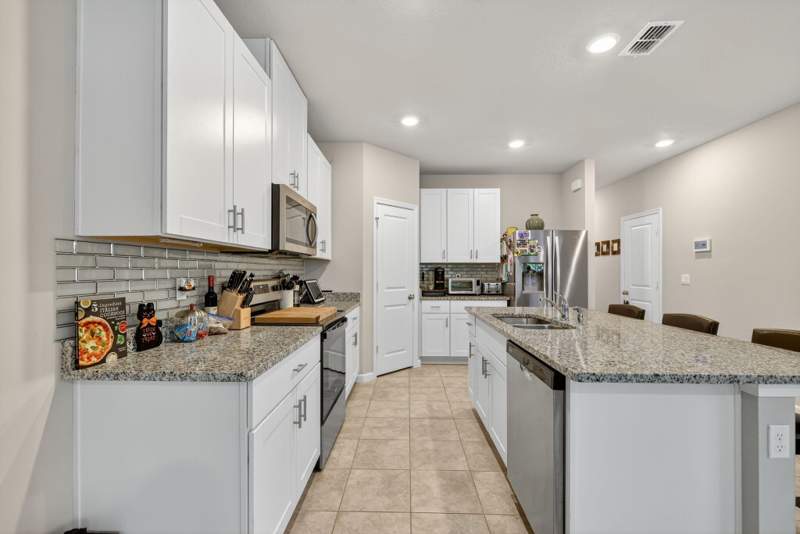 3 bedroom Townhouse at 5672 SE Edgewater Circle, Willoughby Townhomes Pud, Stuart — photo 4