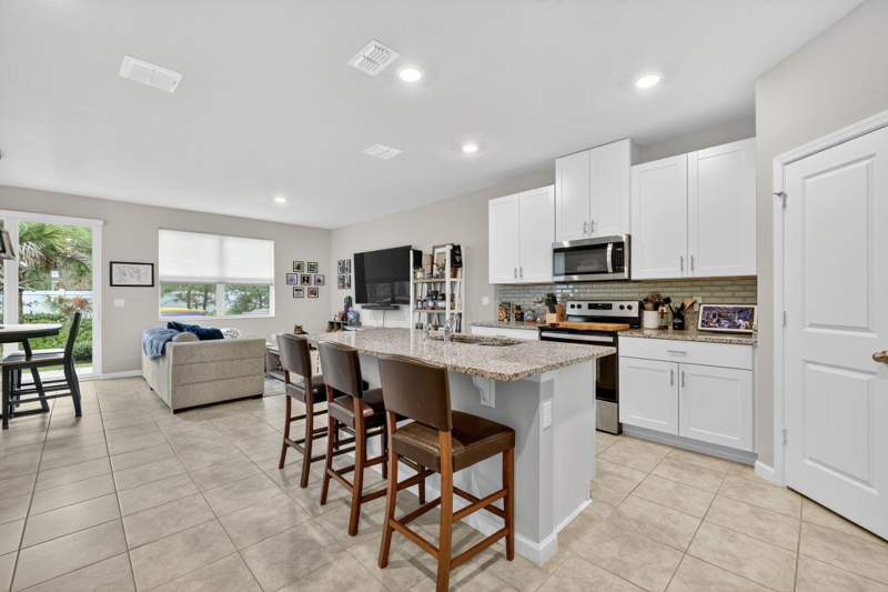 3 bedroom Townhouse at 5672 SE Edgewater Circle, Willoughby Townhomes Pud, Stuart — photo 5