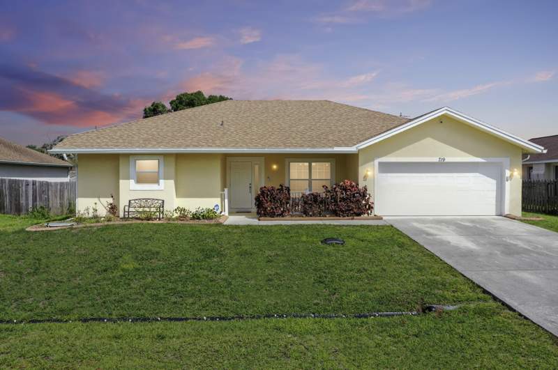 4 bedroom Single Family Residence at 719 SW Andrew Road, Port St Lucie Section 9, Port St. Lucie — photo 2