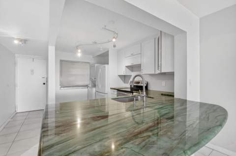 3581 S Ocean Boulevard #3c, South Palm Beach FL - photo 12 of 28