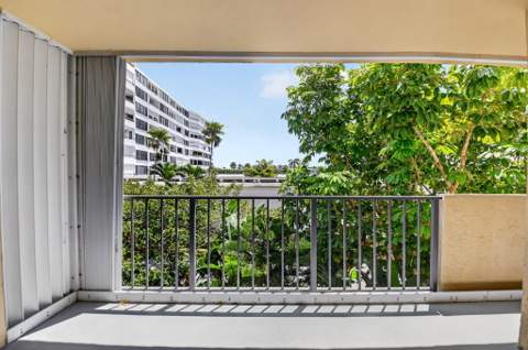 3581 S Ocean Boulevard #3c, South Palm Beach FL - photo 16 of 28