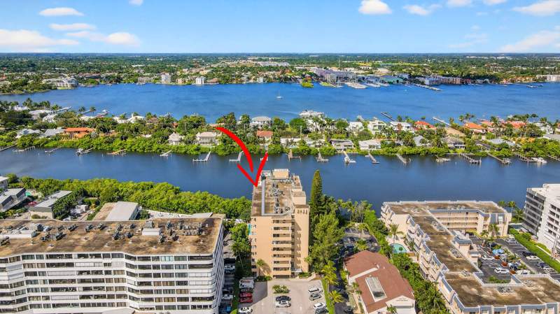 2 bedroom Condominium at 3581 S Ocean Boulevard #3c, Horizon West Condo, South Palm Beach — photo 3