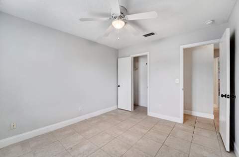 1918 SE Cheltenham Street, Port St. Lucie FL - photo 14 of 15