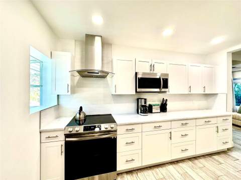1742 NE 7th Street, Fort Lauderdale FL - photo 6 of 33