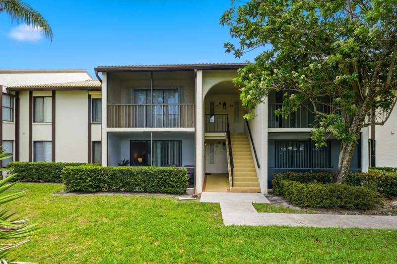 1 bedroom Condominium at 2702 SW Matheson Avenue #113-f1, Pine Ridge At Martin Downs Condo, Palm City — photo 2