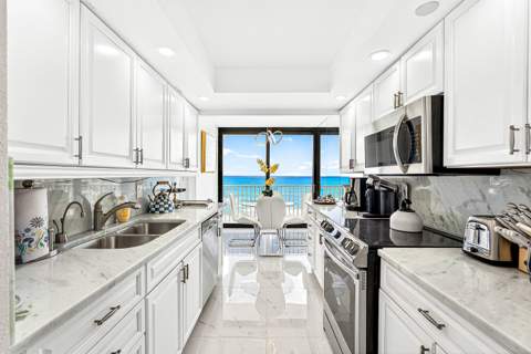 3360 S Ocean Boulevard, Palm Beach FL - photo 6 of 33