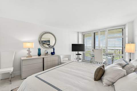3360 S Ocean Boulevard, Palm Beach FL - photo 15 of 33