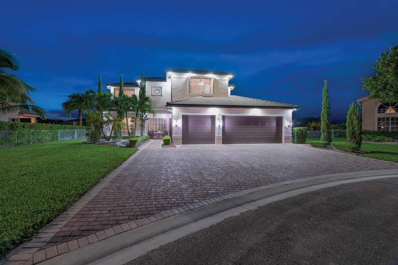 6 bedroom Single Family Residence at 5422 SW 185th Terrace, Sunset Lakes Plat Three, Miramar — photo 2