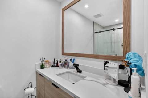 1691 W 26th Court, Riviera Beach FL - photo 16 of 48
