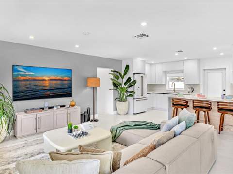 209 NE 27th Drive, Wilton Manors FL - photo 13 of 33