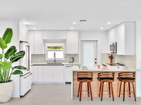 209 NE 27th Drive, Wilton Manors FL - photo 15 of 33