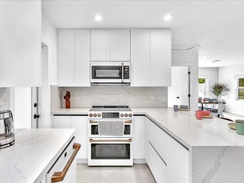209 NE 27th Drive, Wilton Manors FL - photo 17 of 33