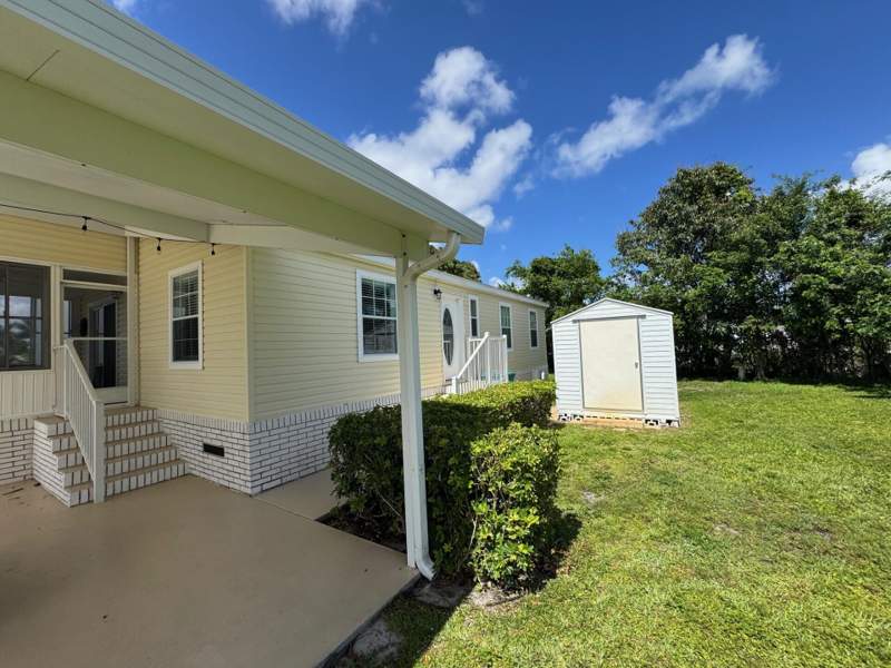 2 bedroom Manufactured Home at 8924 Princess Donna Court, Sea Meadows, Boynton Beach — photo 4