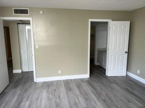 1820 N Congress Avenue #201, West Palm Beach FL - photo 12 of 14