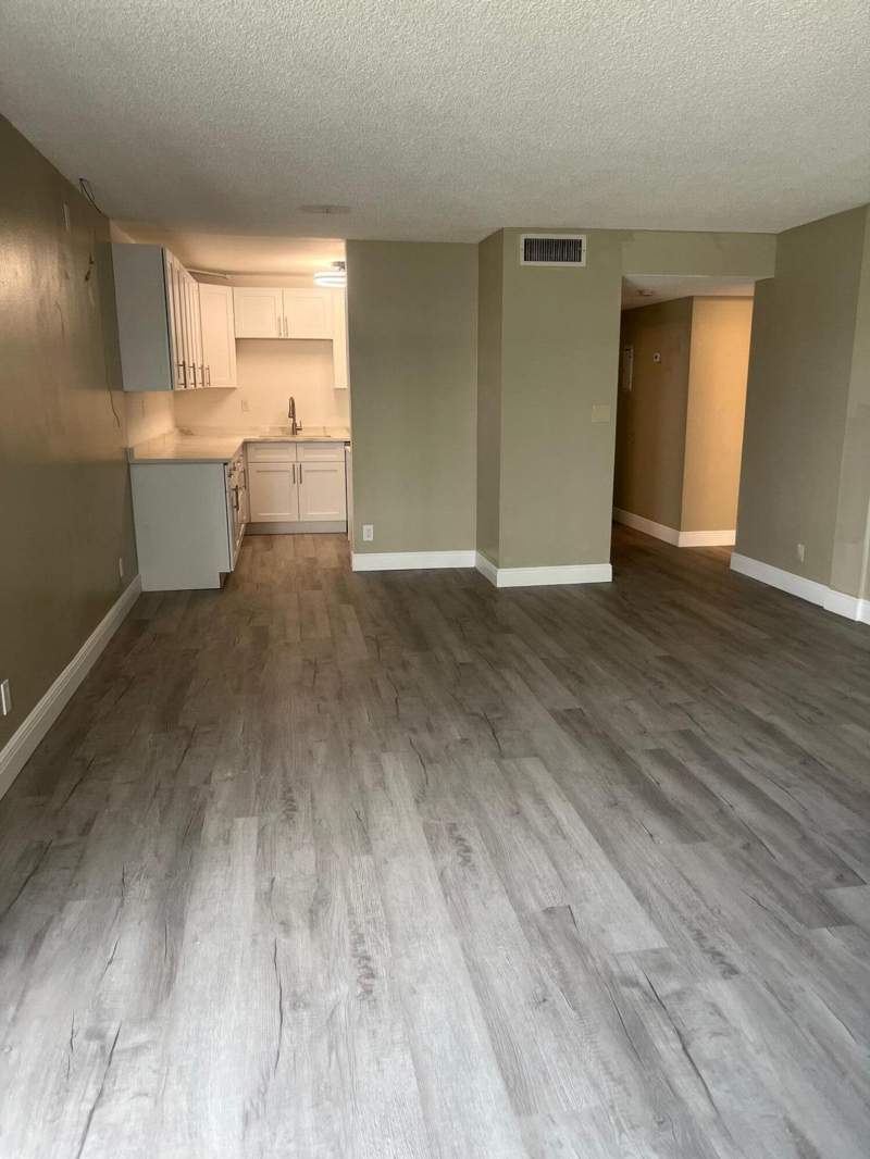 2 bedroom Condominium at 1820 N Congress Avenue #201, Presidential Golfview Condo, West Palm Beach — photo 3