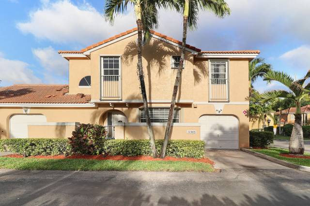 11303 Lakeview Drive #8-m