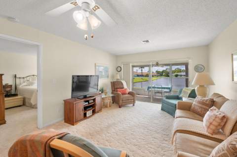 945 Savannas Point Drive #B, Fort Pierce FL - photo 17 of 26