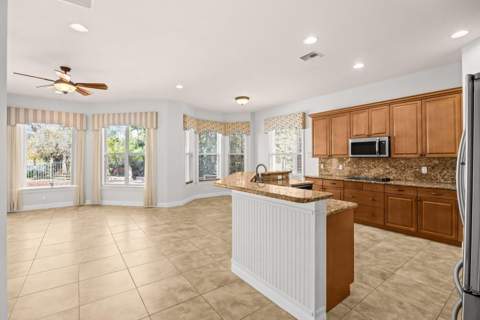 844 SW Pebble Lane, Palm City FL - photo 10 of 38