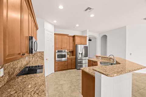 844 SW Pebble Lane, Palm City FL - photo 12 of 38