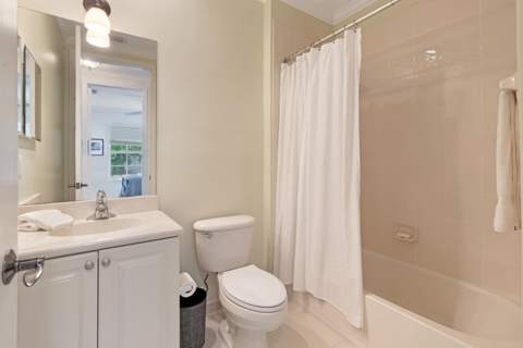 179 Evergrene Parkway, Palm Beach Gardens FL - photo 22 of 53