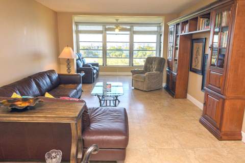 2661 S Course Drive #707, Pompano Beach FL - photo 10 of 32