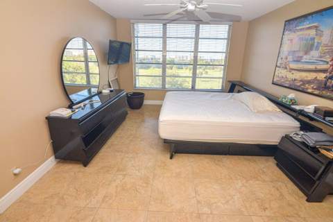 2661 S Course Drive #707, Pompano Beach FL - photo 15 of 32