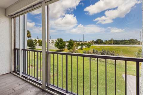 4254 Deste Court #208, Lake Worth FL - photo 9 of 19