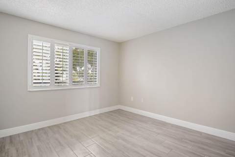 4254 Deste Court #208, Lake Worth FL - photo 11 of 19