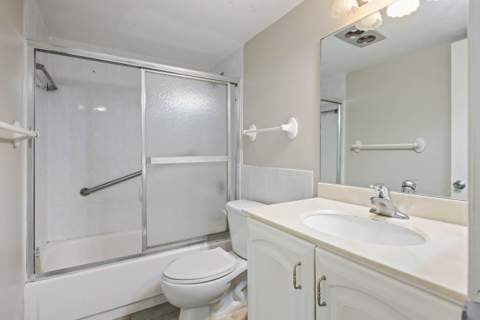 4254 Deste Court #208, Lake Worth FL - photo 13 of 19