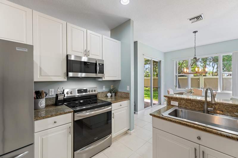 3 bedroom Townhouse at 2170 SW Cape Cod Drive, Third Replat Of Portofino Isles, Port St. Lucie — photo 5