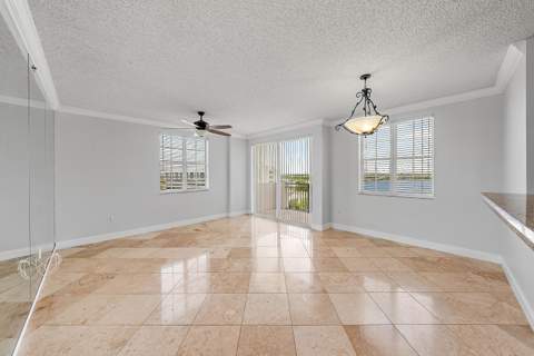 616 Clearwater Park Road #913, West Palm Beach FL - photo 8 of 27
