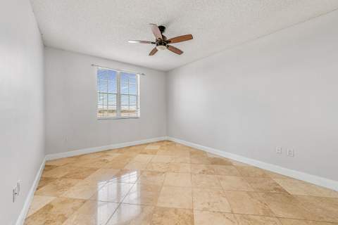 616 Clearwater Park Road #913, West Palm Beach FL - photo 13 of 27