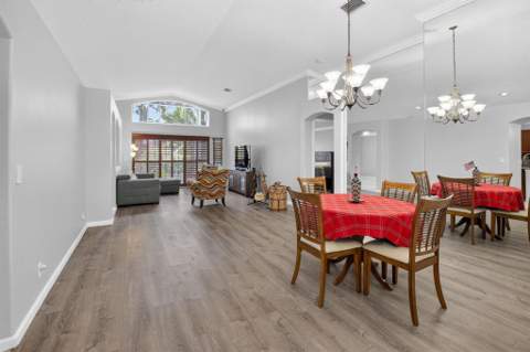 6304 Barton Creek Circle, Lake Worth FL - photo 9 of 30
