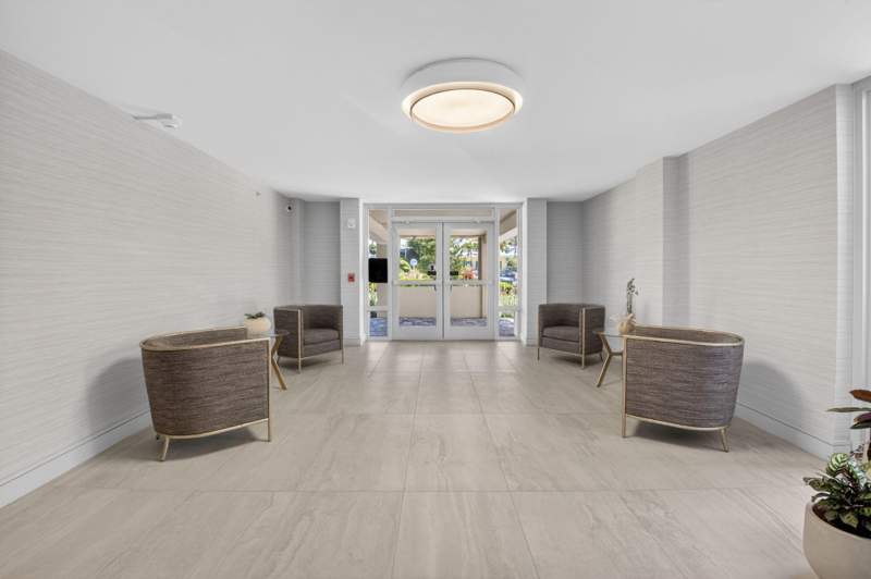 2 bedroom Condominium at 2220 S Ocean Boulevard #304, Court Of Delray Condo, Delray Beach — photo 4