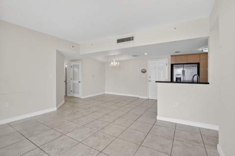 140 S Dixie Highway #819, Hollywood FL - photo 10 of 55