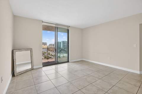 140 S Dixie Highway #819, Hollywood FL - photo 11 of 55