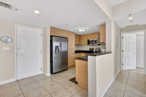 140 S Dixie Highway #819, Hollywood FL - photo 22 of 55