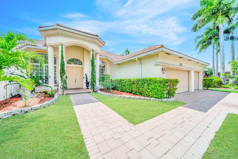 5 bedroom Single Family Residence at 6169 NW 53rd Circle, Grand Reserve, Coral Springs — photo 2