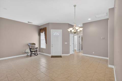 653 SW Munjack Cove, Port St. Lucie FL - photo 11 of 47