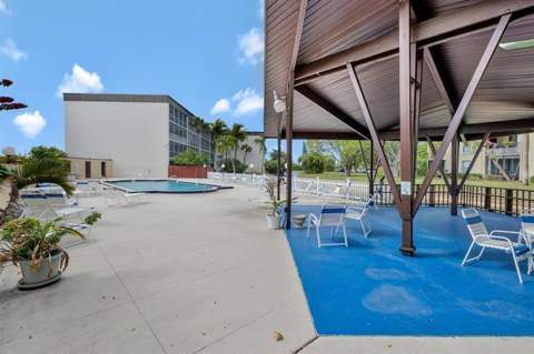 890 N Federal Highway #405, Lantana FL - photo 8 of 36