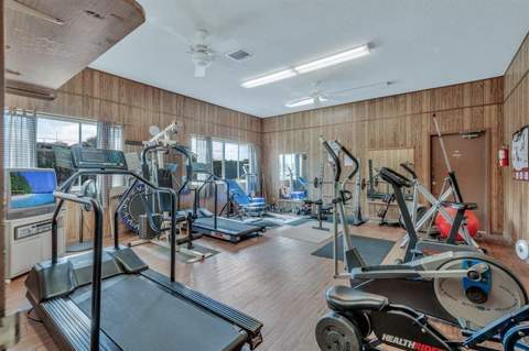 890 N Federal Highway #405, Lantana FL - photo 10 of 36