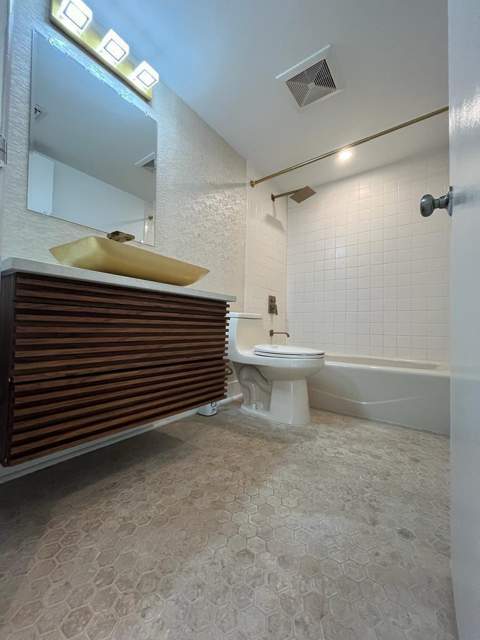 890 N Federal Highway #405, Lantana FL - photo 16 of 36